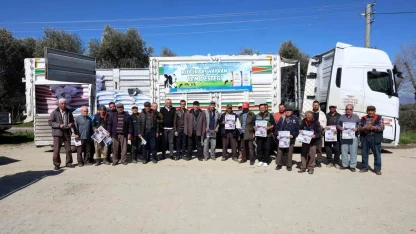 Aydın Büyükşehir’den Yenipazarlı üreticilere yem desteği