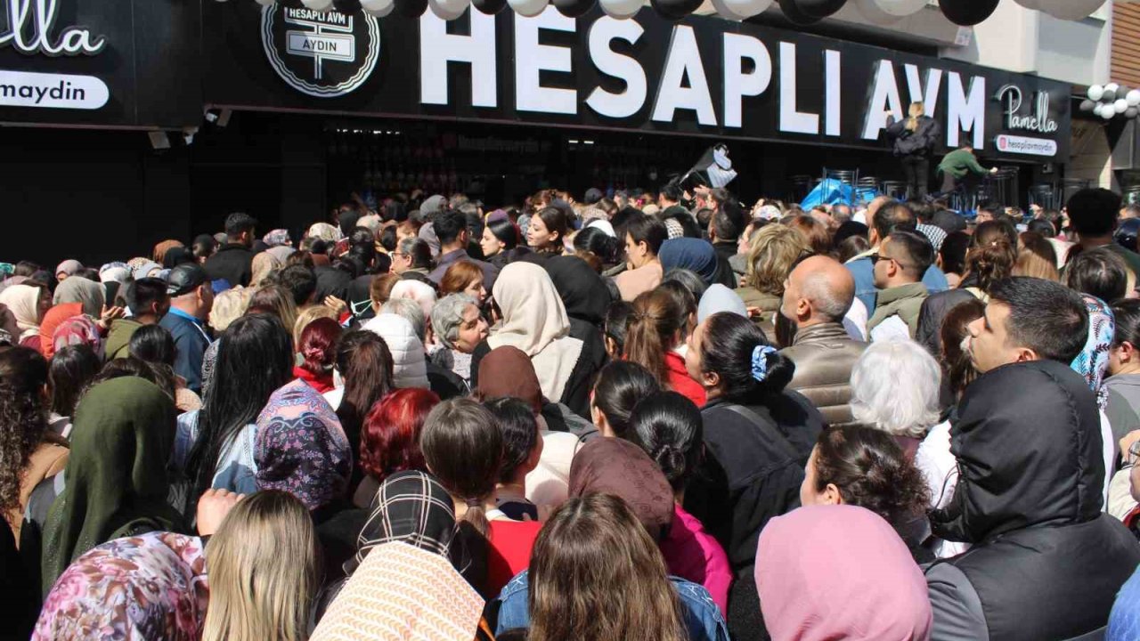 Aydın’da ’indirimli eşya’ izdihamı: Ezilen ve bayılan vatandaşlar hastaneye kaldırıldı
