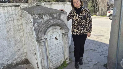 Bakımsız kalan asırlık çeşmenin restore edilmesi isteniyor