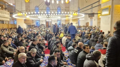 Balıkesirliler Zağnospaşa’da bayramlaştı