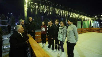 Başkan Büyükkılıç’tan gençlere müjde: Açık hava buz pateni pisti