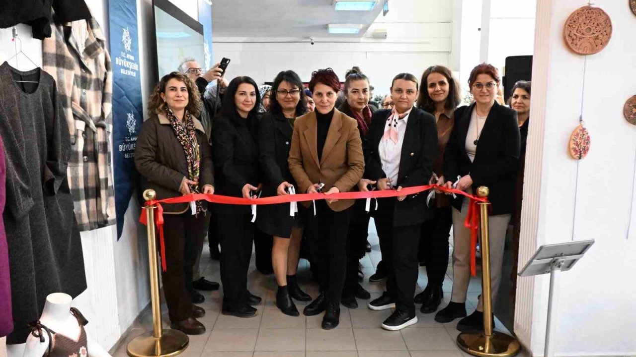 Başkan Çerçioğlu’ndan Dünya Kadınlar Günü dolayısıyla ’Kadının İzi’ sergisi