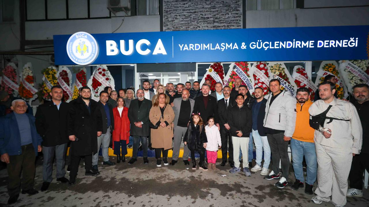 Başkan Görkem Duman, Buca Yardımlaşma Derneği ‘nin açılışını gerçekleştirdi