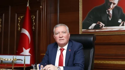 Başkan Kepenek; "Kadınlarımız toplumumuzun en önemli değerlerindendir"