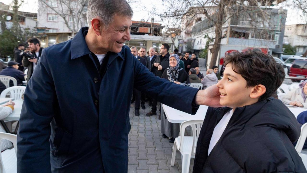 Başkan Tugay: Bayramlıksız çocuk kalmayacak