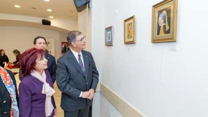 Başkan Tugay’dan sağlık emekçilerine teşekkür