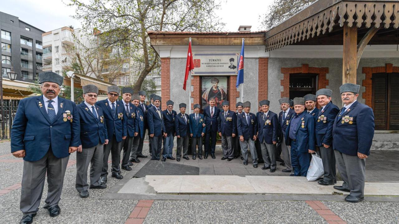 Başkan Tugay'dan şehit aileleri ve gazilere bayram ziyareti
