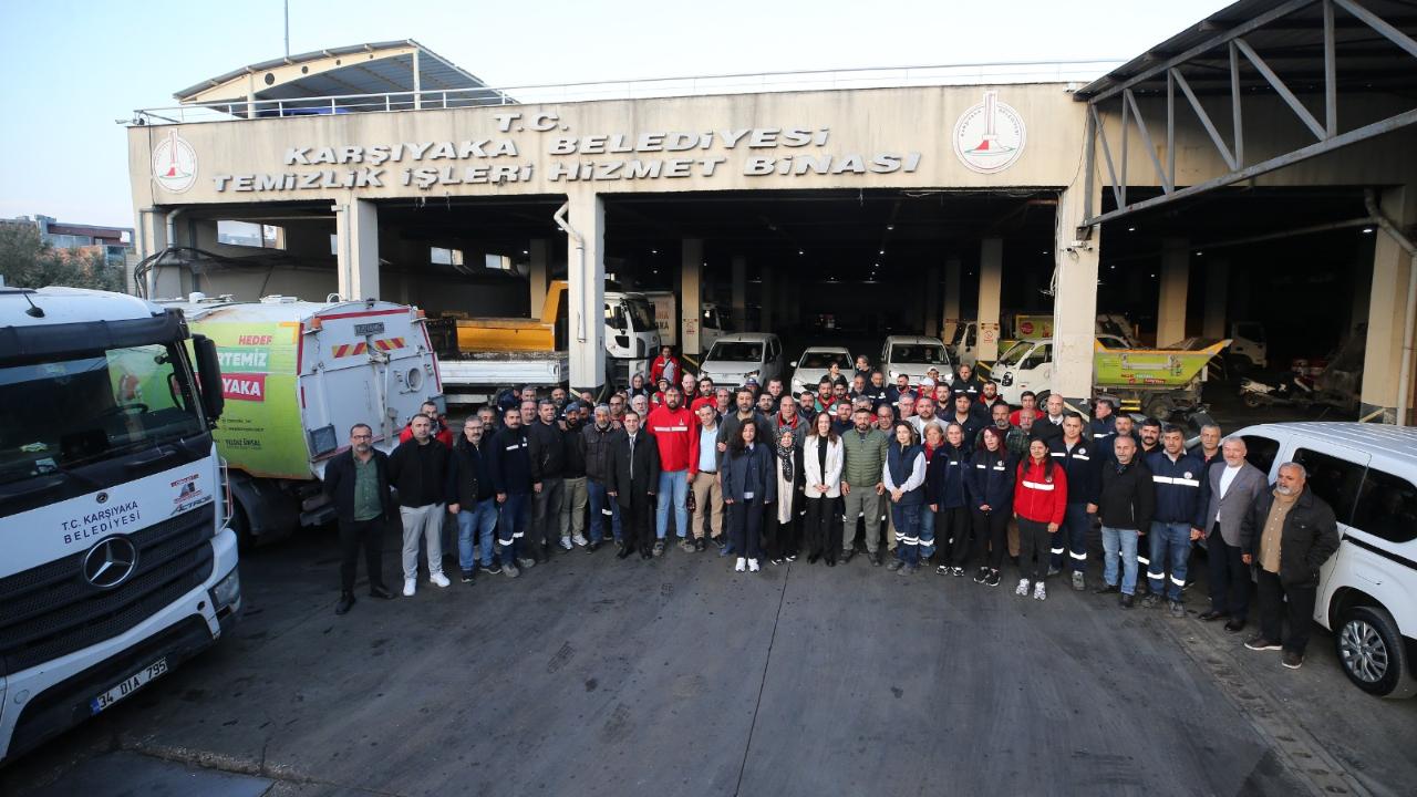 Başkan Ünsal personeliyle bayramlaştı  “Biz büyük bir aileyiz”