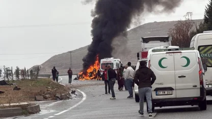 Batman’da sürücüsünün kontrolünden çıkan otomobil takla atıp alev aldı