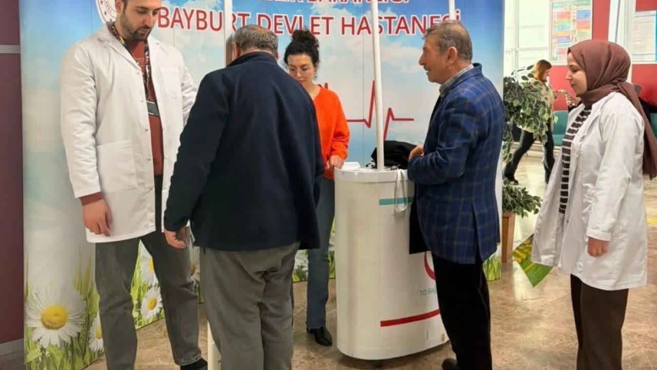 Bayburt’ta vatandaşlar sağlıklı yaşam ve obezite konularında bilgilendirildi