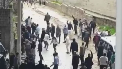 Bayram günü mahalle savaş alanına döndü: 3 ölü, 22 yaralı