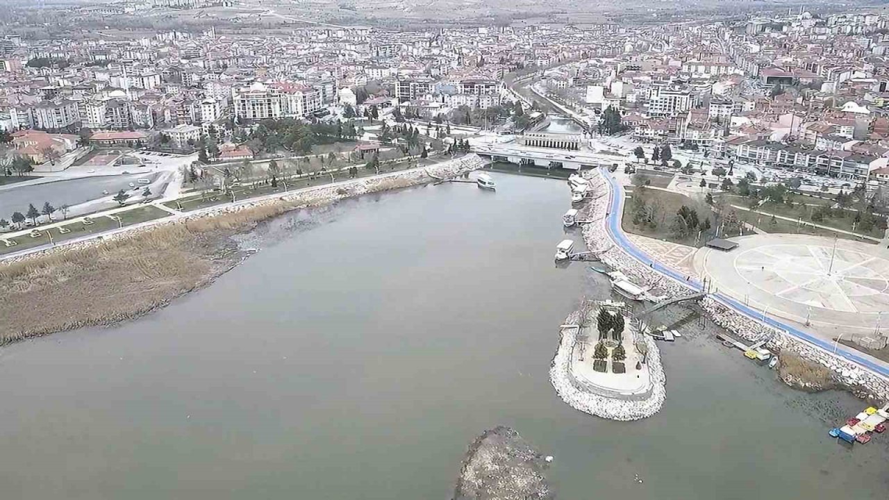 Beyşehir Gölü eski günlerini arıyor