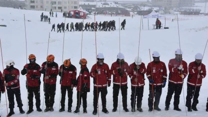 Bitlis’te çığ tatbikatı gerçeğini aratmadı