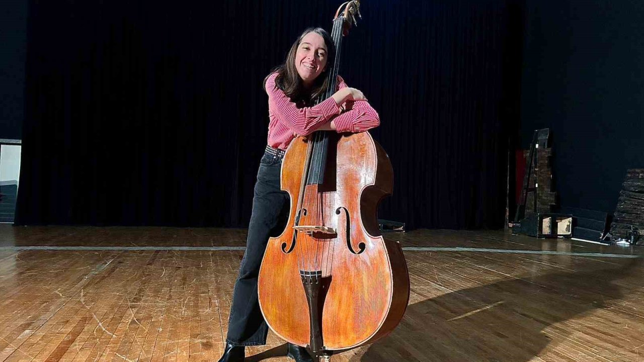 Bu çocuğun kulakları radar kadar hassas