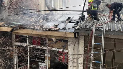 Buharkent’te iş yeri yangını