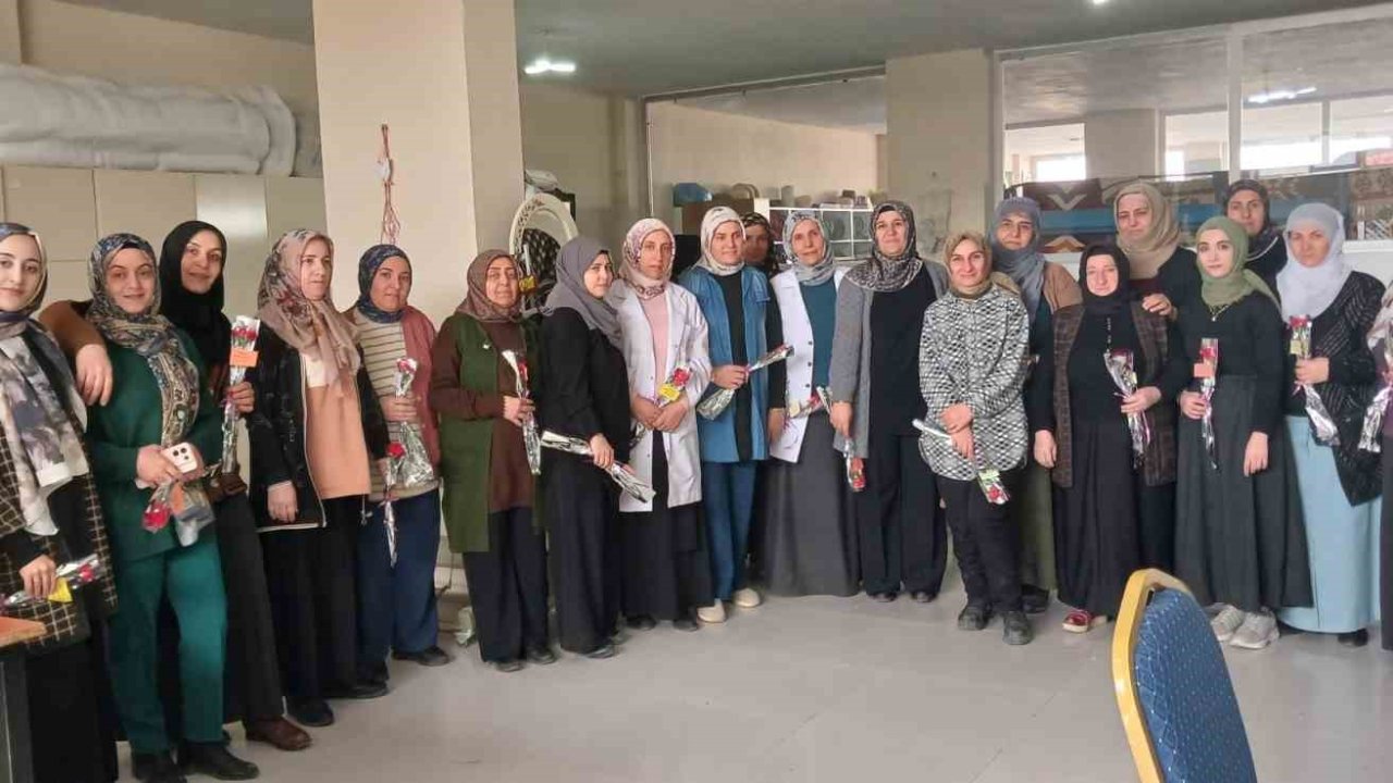 Bulanık’ta 8 Mart Dünya Kadınlar Günü etkinliklerle kutlandı