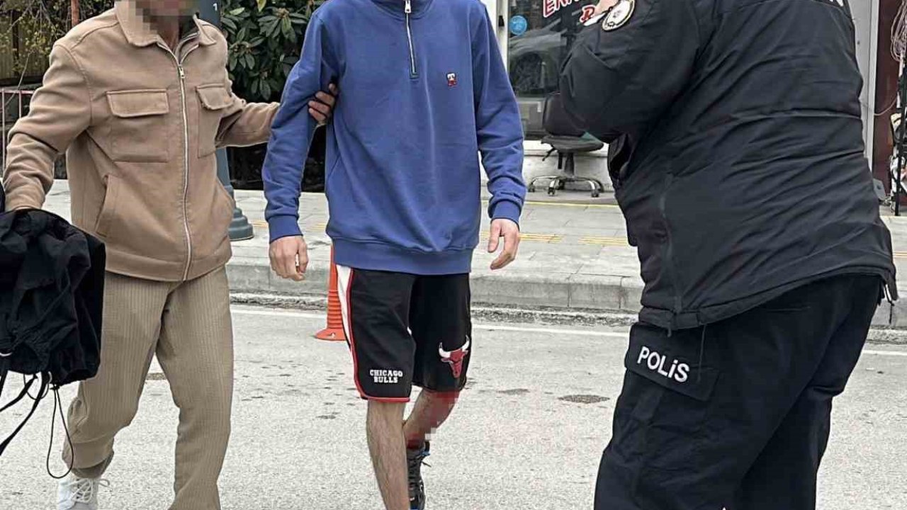 Burdur’da iki genci bıçaklayan 17 yaşındaki şüpheli tutuklandı