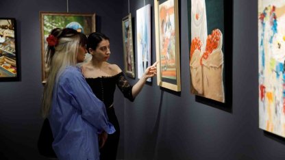 Bursa’da ‘Kadın ve Işık’ sergisi açıldı