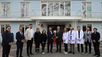 Büyükçekmece Belediye Başkan Vekili Çebi, sağlık çalışanlarının Tıp Bayramı’nı kutladı