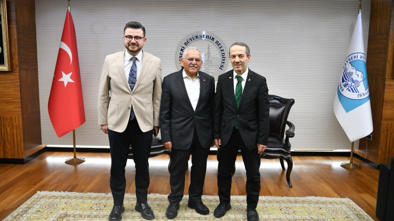 Büyükkılıç, Wushu Kung Fu Federasyonu Başkanı Akyüz ve heyetini ağırladı