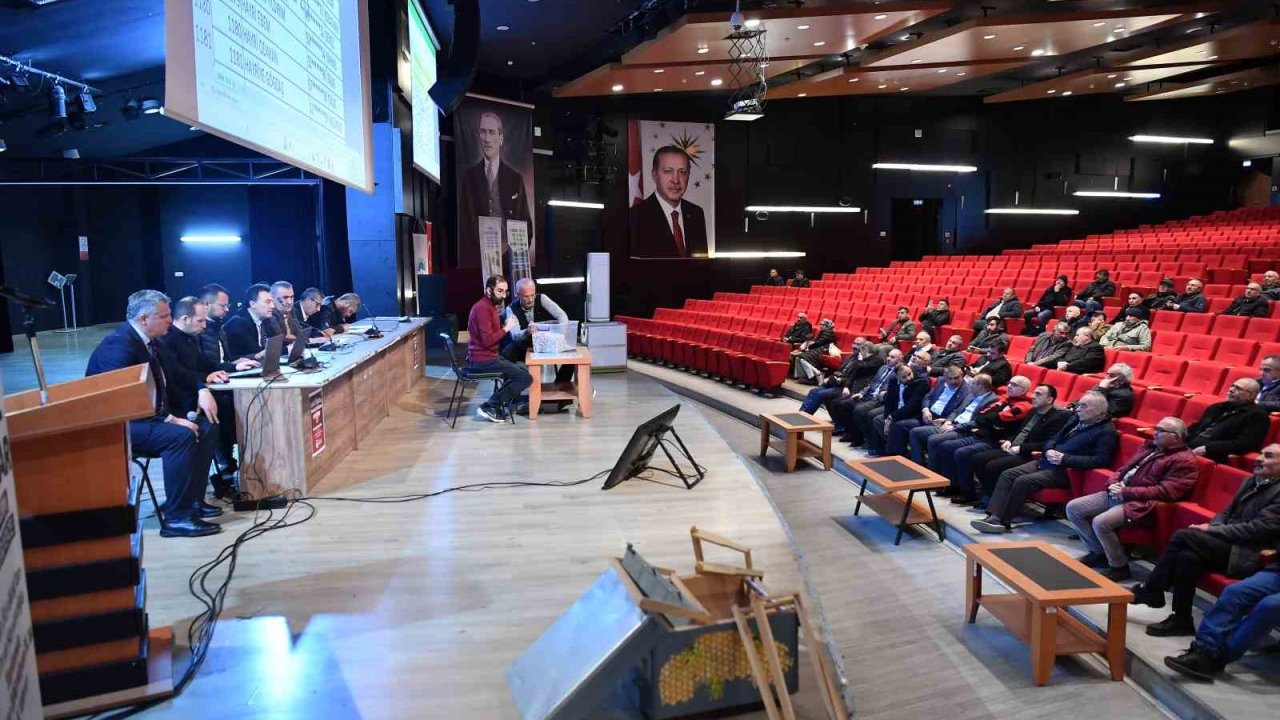 Büyükşehir’in ‘Arılar Çoğalsın, Bereket Katlansın Projesi’nde kura heyecanı yaşandı