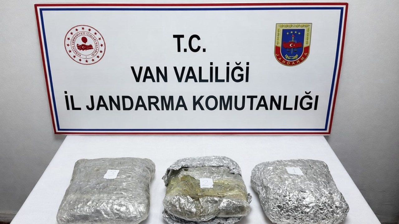 Çaldıran’da 4 kilo 60 gram skunk ele geçirildi