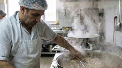 Çelebi; "Okul yemekhanelerinde alınmayan tedbirlerin bedelini öğrenciler ödemesin"