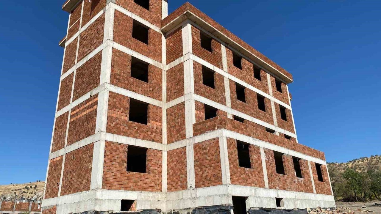 Çermik’te Kur’an kursunun kaba inşaatı tamamlandı