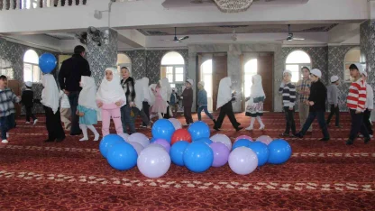 Cizre’de çocuklar cami ile buluştu