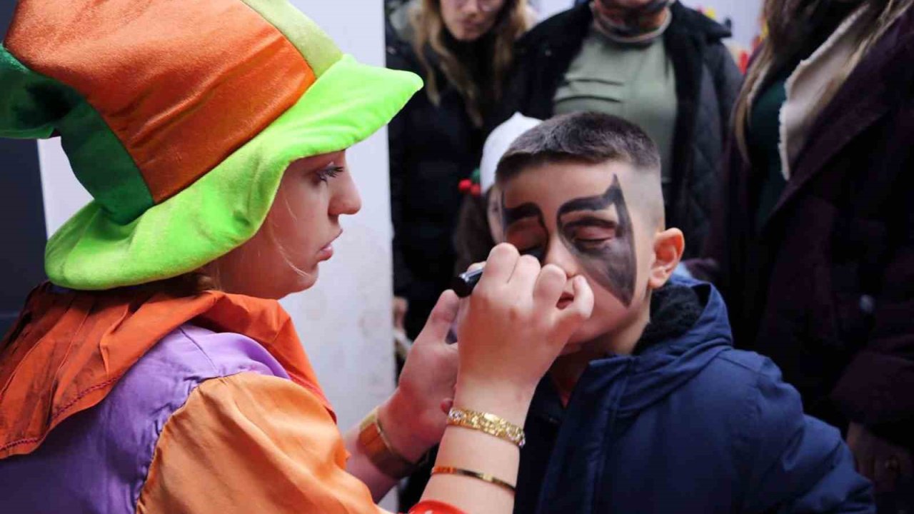 Çocukça Ramazan Şenliği Karasu’da miniklerin neşesiyle renklendi