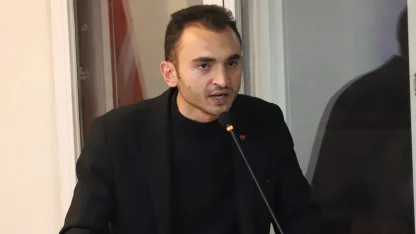 Cumhurbaşkanı Erdoğan ve Başkan Çerçioğlu’na hakaret içeren pankart olayında 4 kişi gözaltına alındı