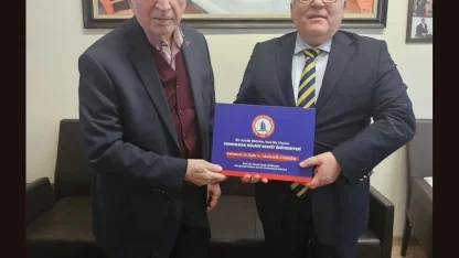 Cumhurbaşkanlığı Yüksek İstişare Kurulu Üyesi Köksal Toptan, Rektör Özölçer’i makamında kabul etti