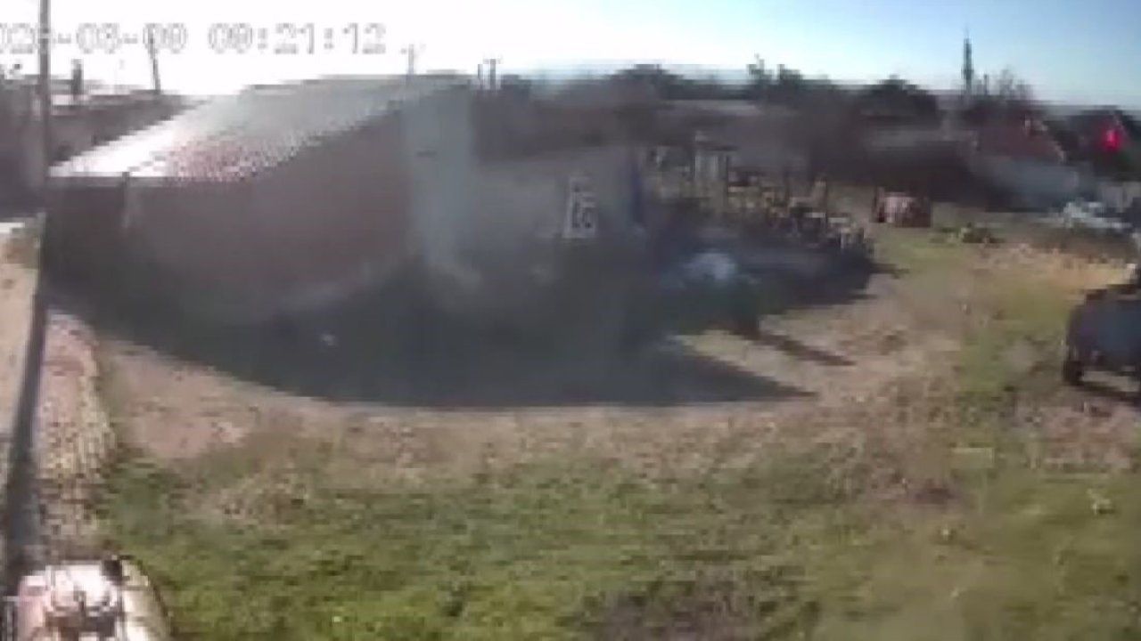 Deprem anında büyük bir gürültü ve patlama yaşandı