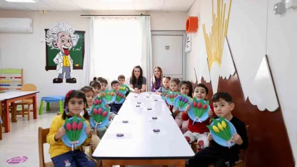 Didim’de miniklerden Kadınlar Günü’ne renkli dokunuş