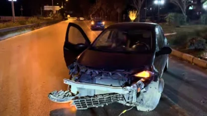 Direksiyon hakimiyetini kaybeden sürücü yaralandı