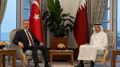 Dışişleri Bakanı Fidan, Katarlı mevkidaşı Al Thani ile bir araya geldi