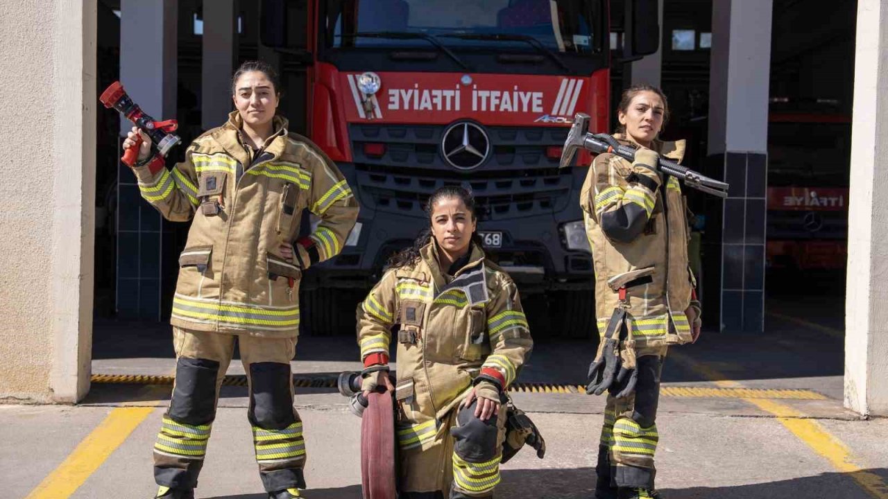 Diyarbakır itfaiyesinde kadınlar tabuları yıkıyor