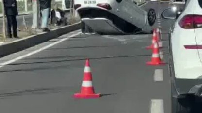 Diyarbakır’da araç takla attı: 1 yaralı