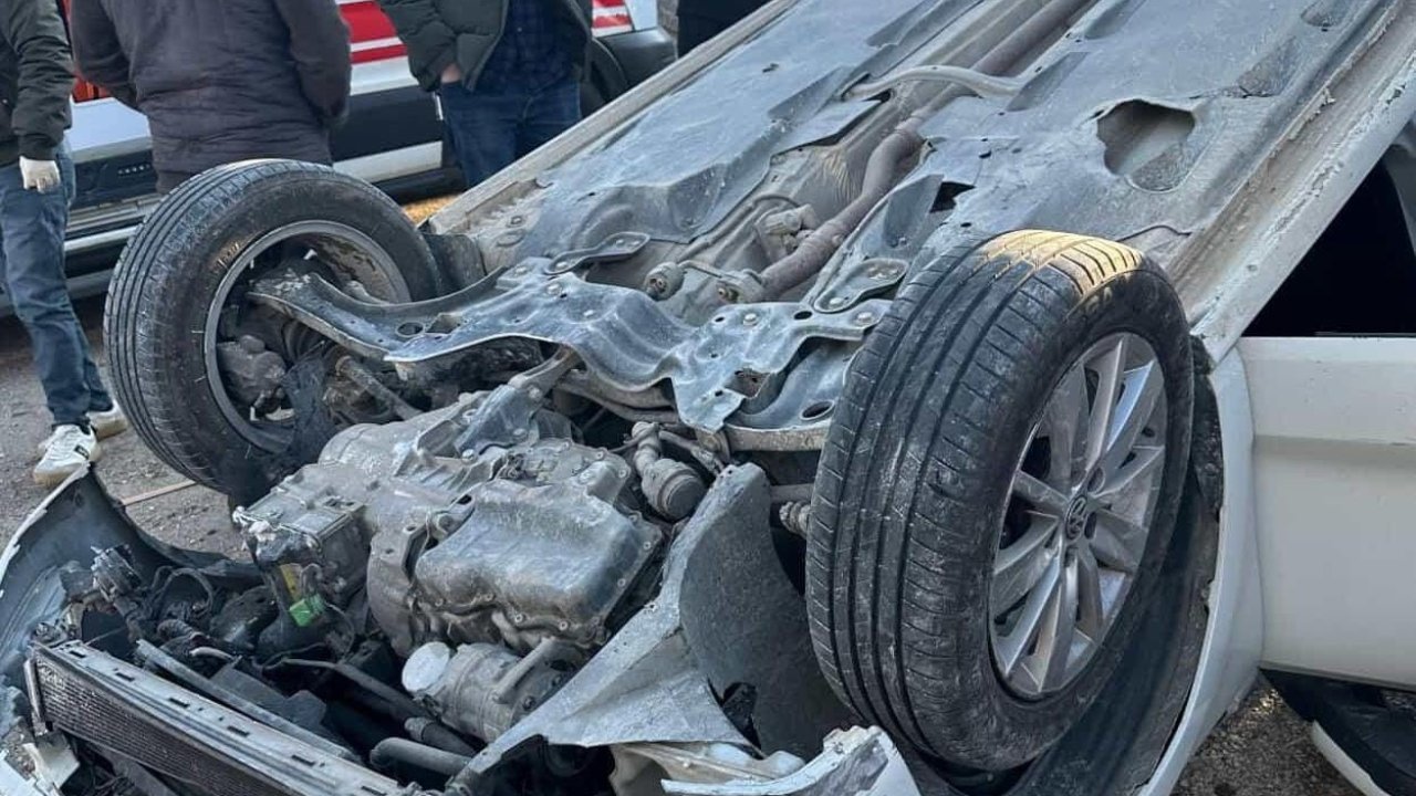Diyarbakır’da otomobil takla attı: 1 yaralı