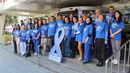 Dünyada en sık görülen 3. kanser türüne mavi tişörtlerle dikkat çektiler