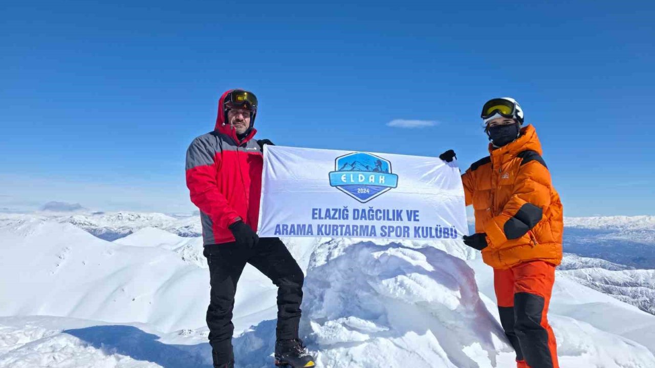 Elazığ’da dağcılık tarihine geçen tırmanış: 15 yaşındaki sporcu Akdağ zirvesine çıktı