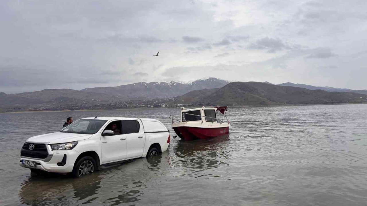 Elazığ’da kış mevsimi balık örneklemesi çalışması