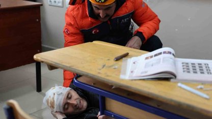 Elazığ’da okullarda deprem tatbikatı