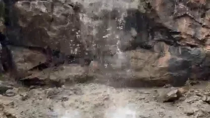 Elazığ’da yağışlar doğal şelaleler oluşturdu