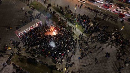 Elazığ’da yüzlerce kişi aynı anda halay çekti: O anlar böyle görüntülendi