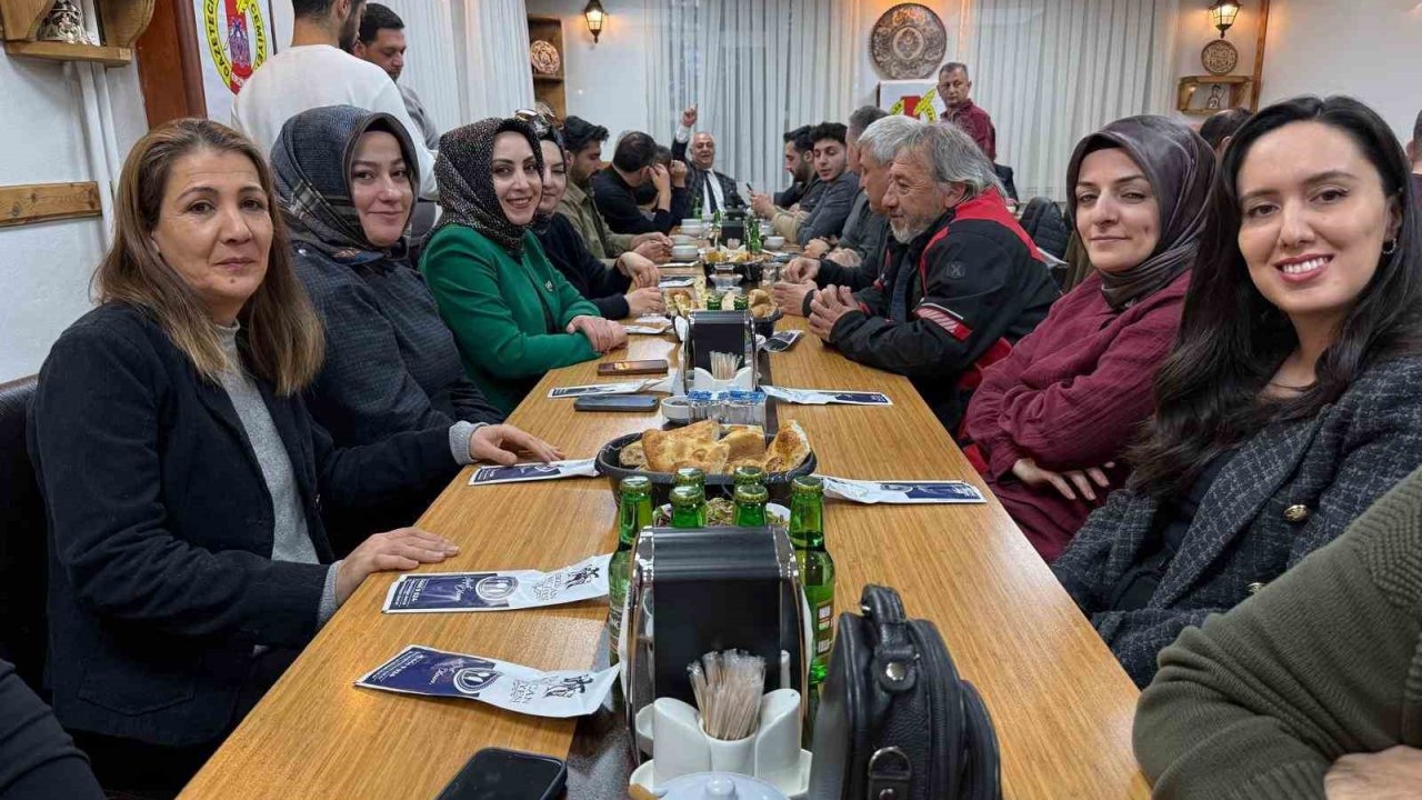 Erzincan’da gazeteciler iftar programında bir araya geldi