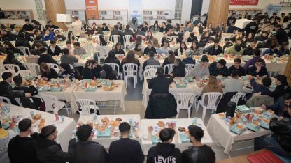 Esenyurt’ta gençlerle iftar buluşması