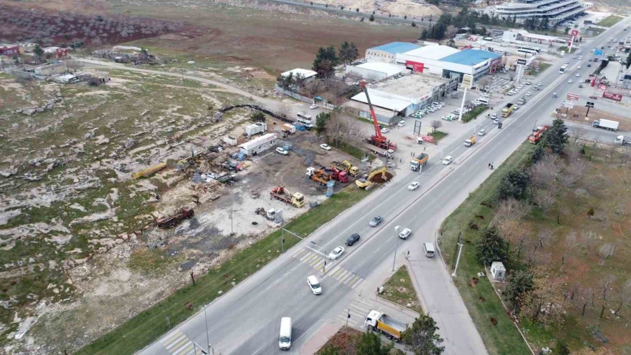 Evren Sanayi Sitesinde iki adet katlı köprülü kavşak inşaatı başladı