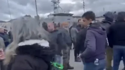 Eylemden sonra kapılar açıldı