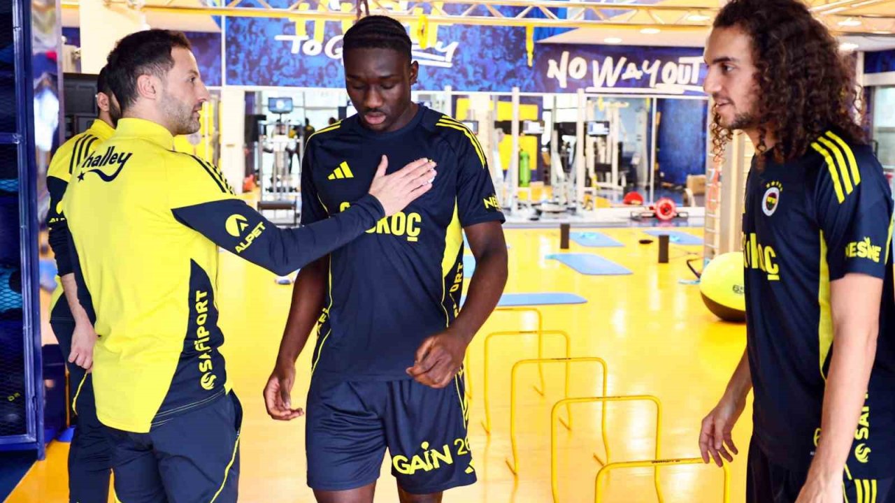 Fenerbahçe, Samsunspor maçı hazırlıklarına başladı